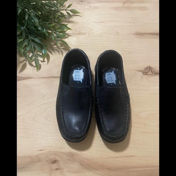 Florsheim boys leather dress shoe - Picture 2 of 8